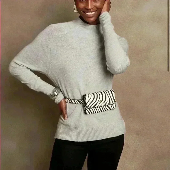 Banana Republic Cozy Mock-Neck Sweater - Picture 1 of 9